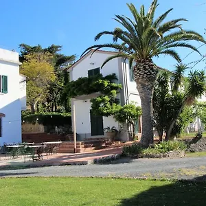  Farm stay Ss Annunziata Italy